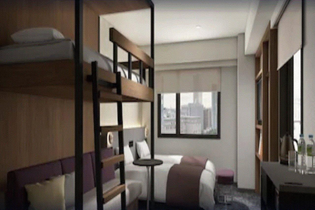Grids Premium Namba Hotel 4*